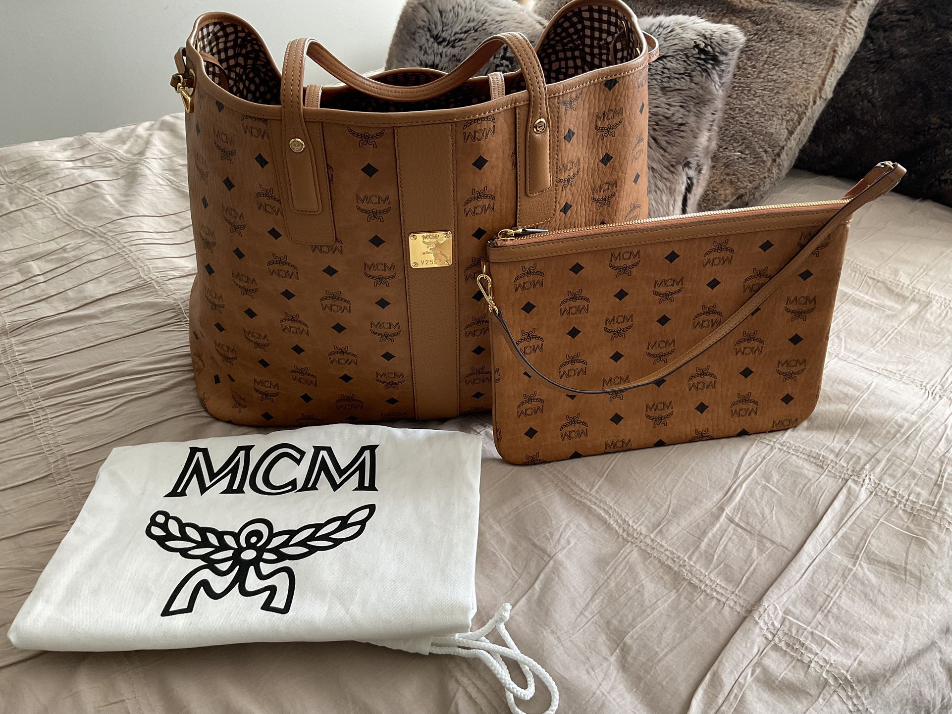 *NEW* MCM Large Liz Reversible Shopper Tote Retails $775 Plus Tax (so $850 Total) - Offered At Only $700!!