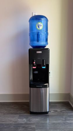 Igloo Top Loading Water Cooler with Removable Tray Water Tower Hot & Cold