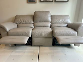 La-Z-Boy Reese Power Reclining Leather Sofa (Model 44P366) – Light Grey/Taupe