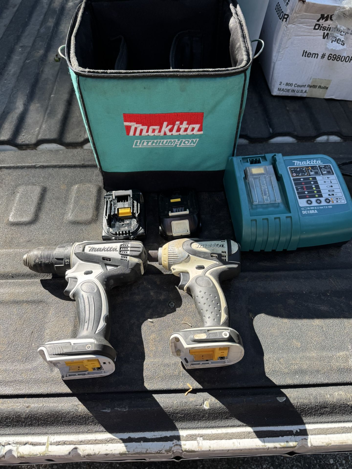 Makita 18V Kit Driver-Drill/Impact Driver Combo