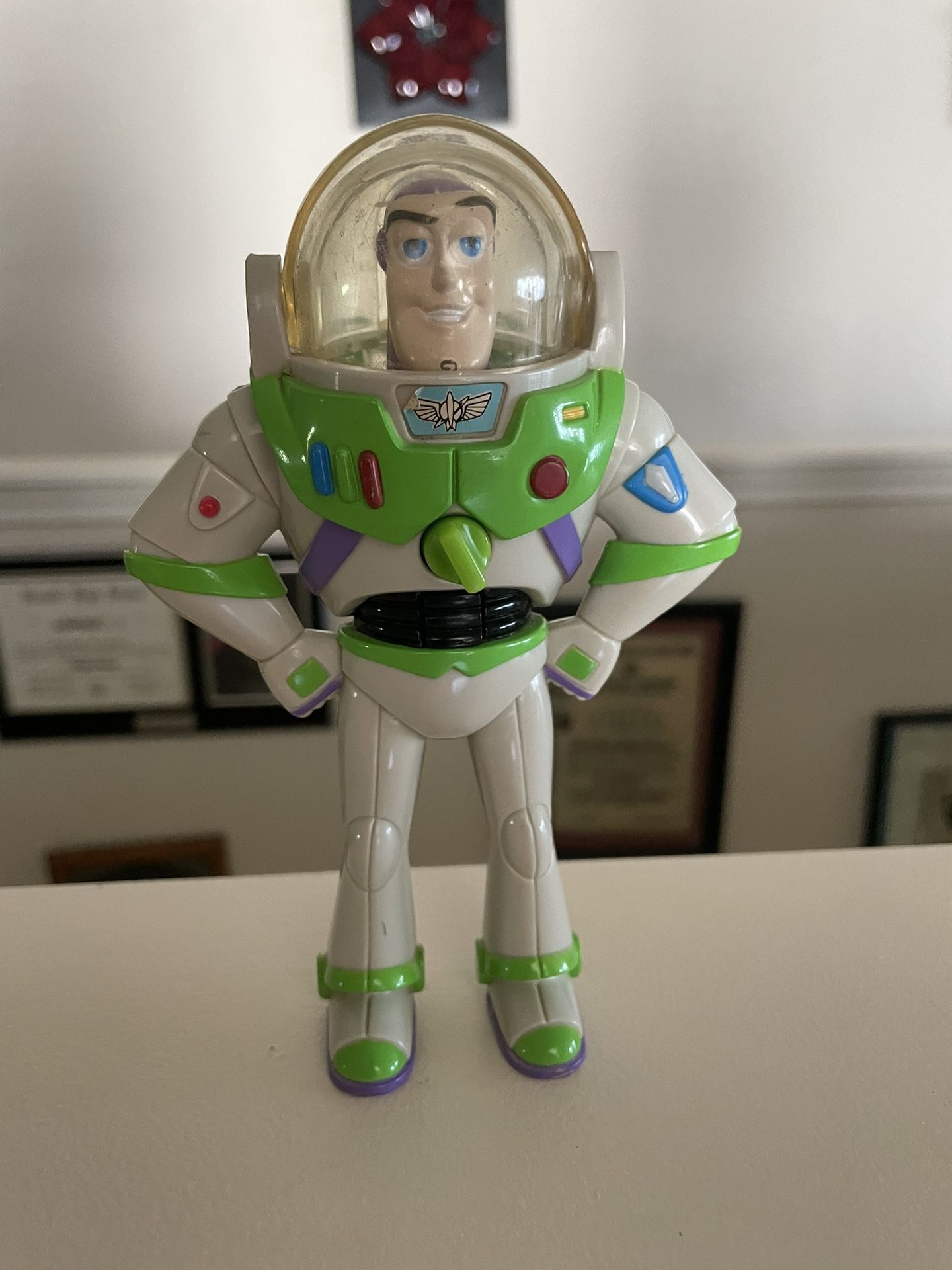 1999 McDonald’s Toy Story 2 #15 BUZZ LIGHTYEAR Figurine Happy Meal Toy