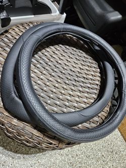 Steering wheel covers