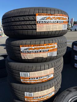 Arroyo Eco Pro A/S 195/70R14 91H Tires – Set of 4
