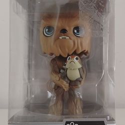 Funko Wobblers Star Wars The Last Jedi Chewbacca with Porg -VIEW BOX