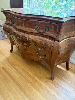 Antique Style Cabinet