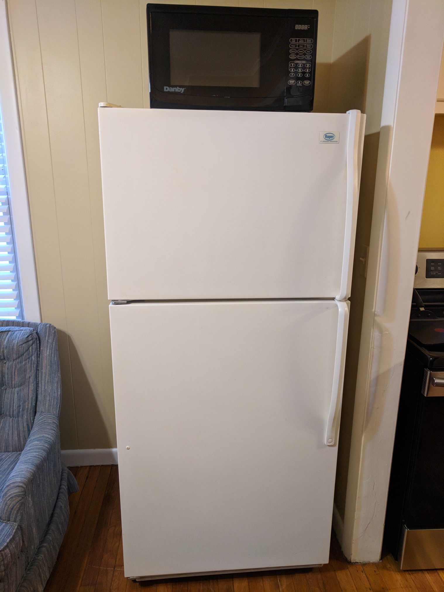Tappan 17.6 cu ft. Refrigerator (orig 650)