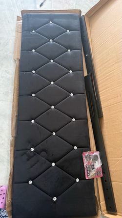 Head board queen
