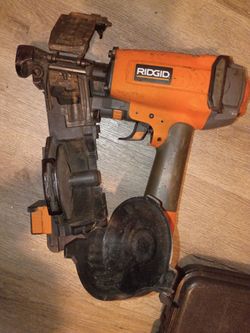 Rigid Pneumatic 15 Deg. Coil Roofing Nailer