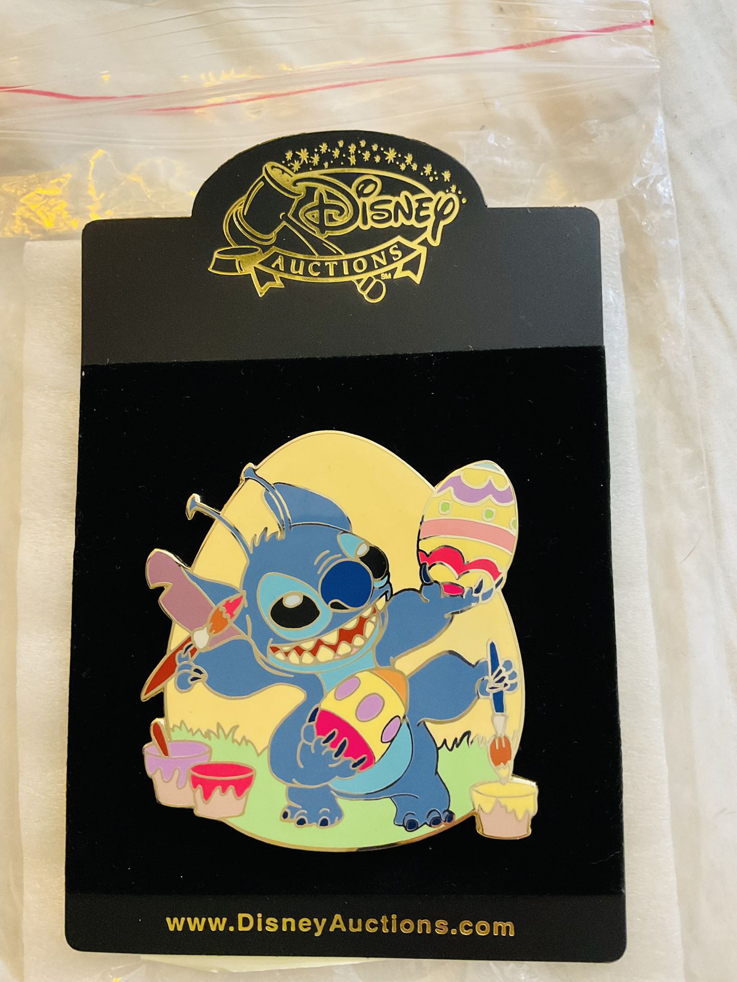 Disney Auctions Stitch Jumbo Easter Egg Pin