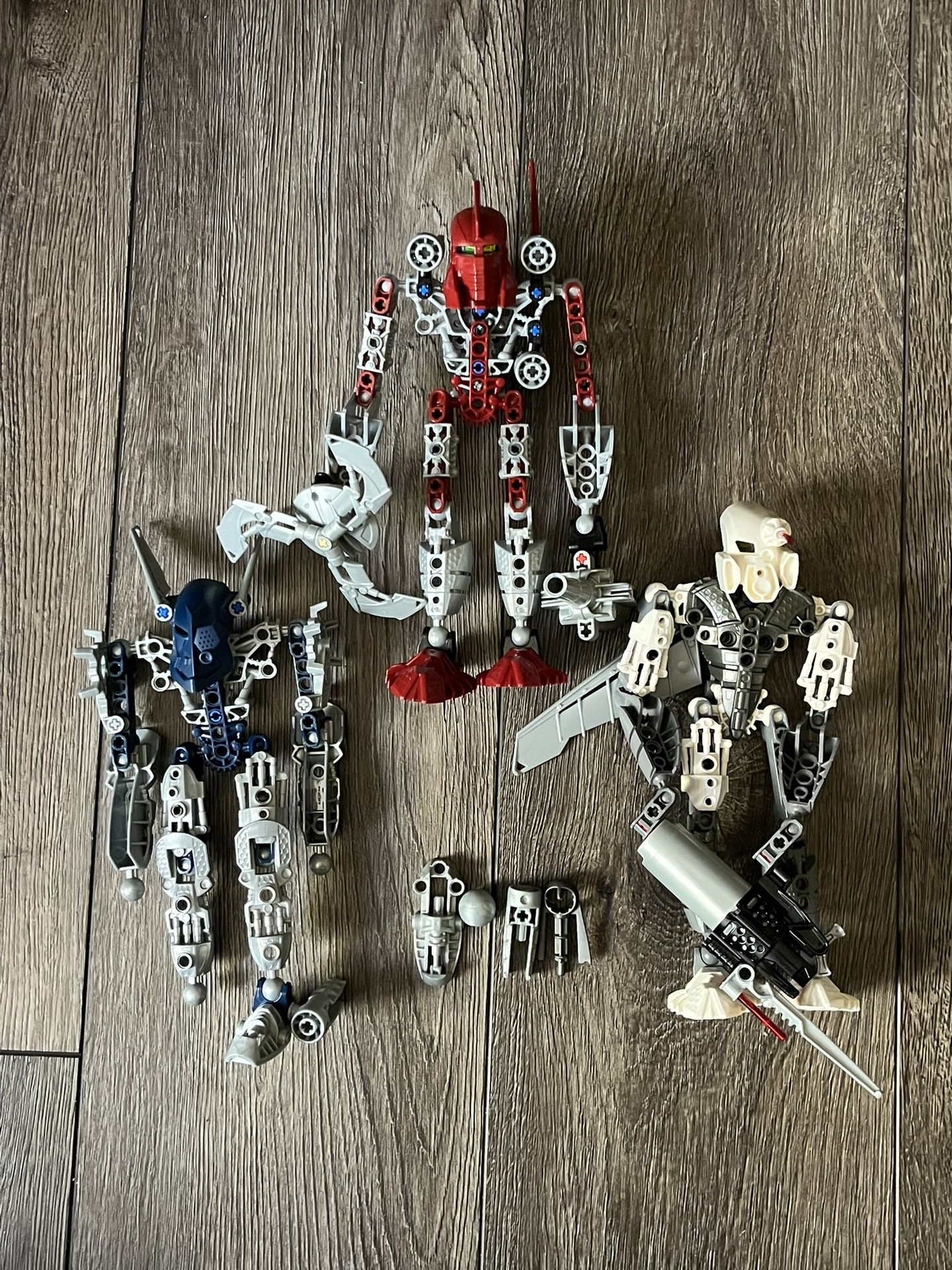 LEGO Bionicle Mistika Phantoka Toa Lot 8(contact info removed) 8685 Incomplete