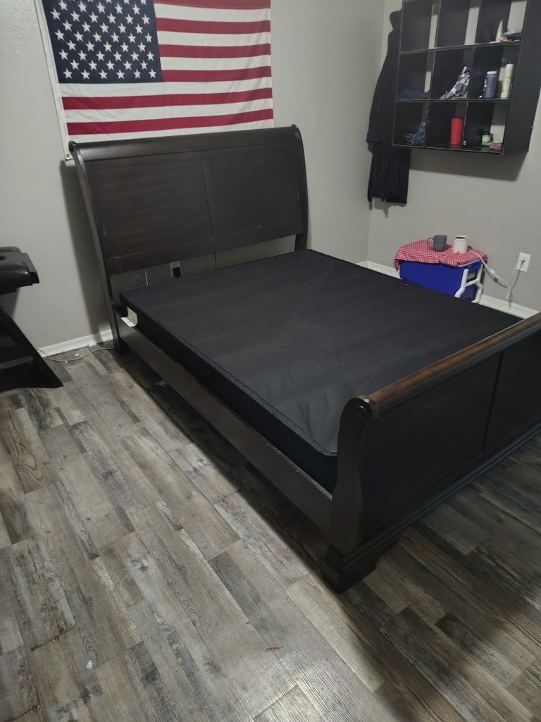 Sleigh Bed Frame Queen Size With Box Springs d
