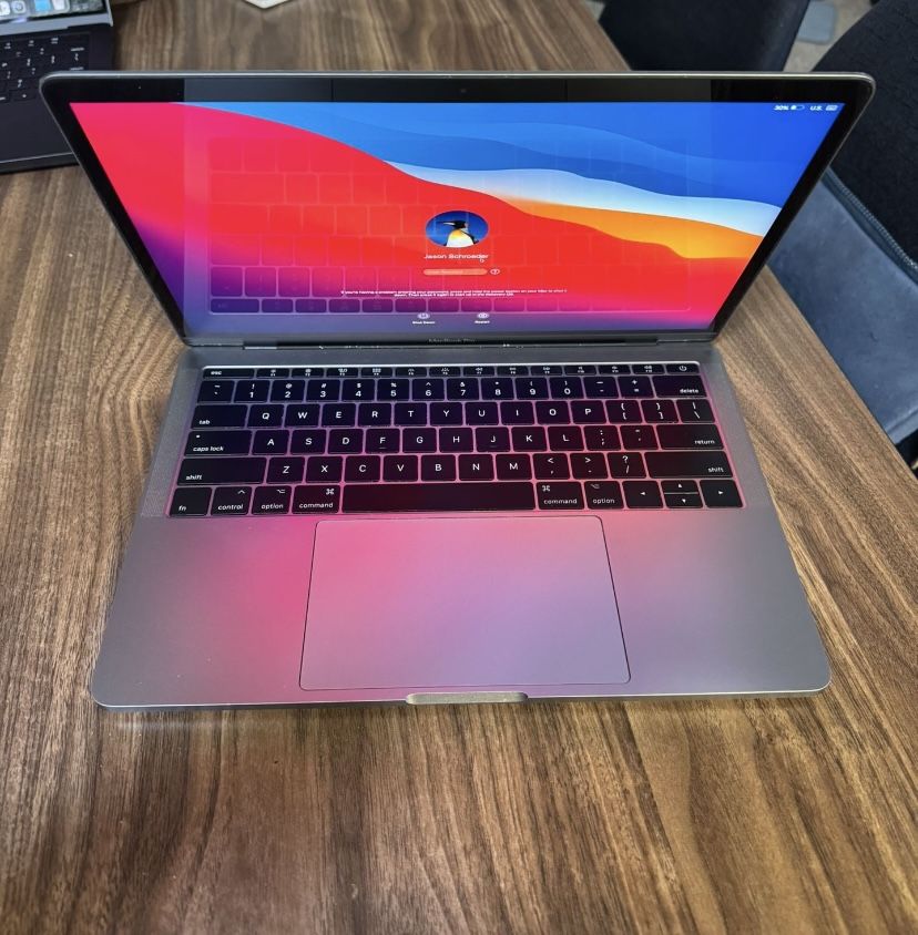 MacBook Pro 13inch (2017)