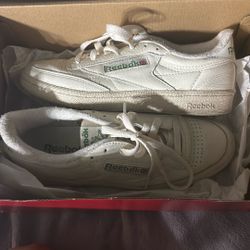 Reebok Shoes Woman Size 7.5