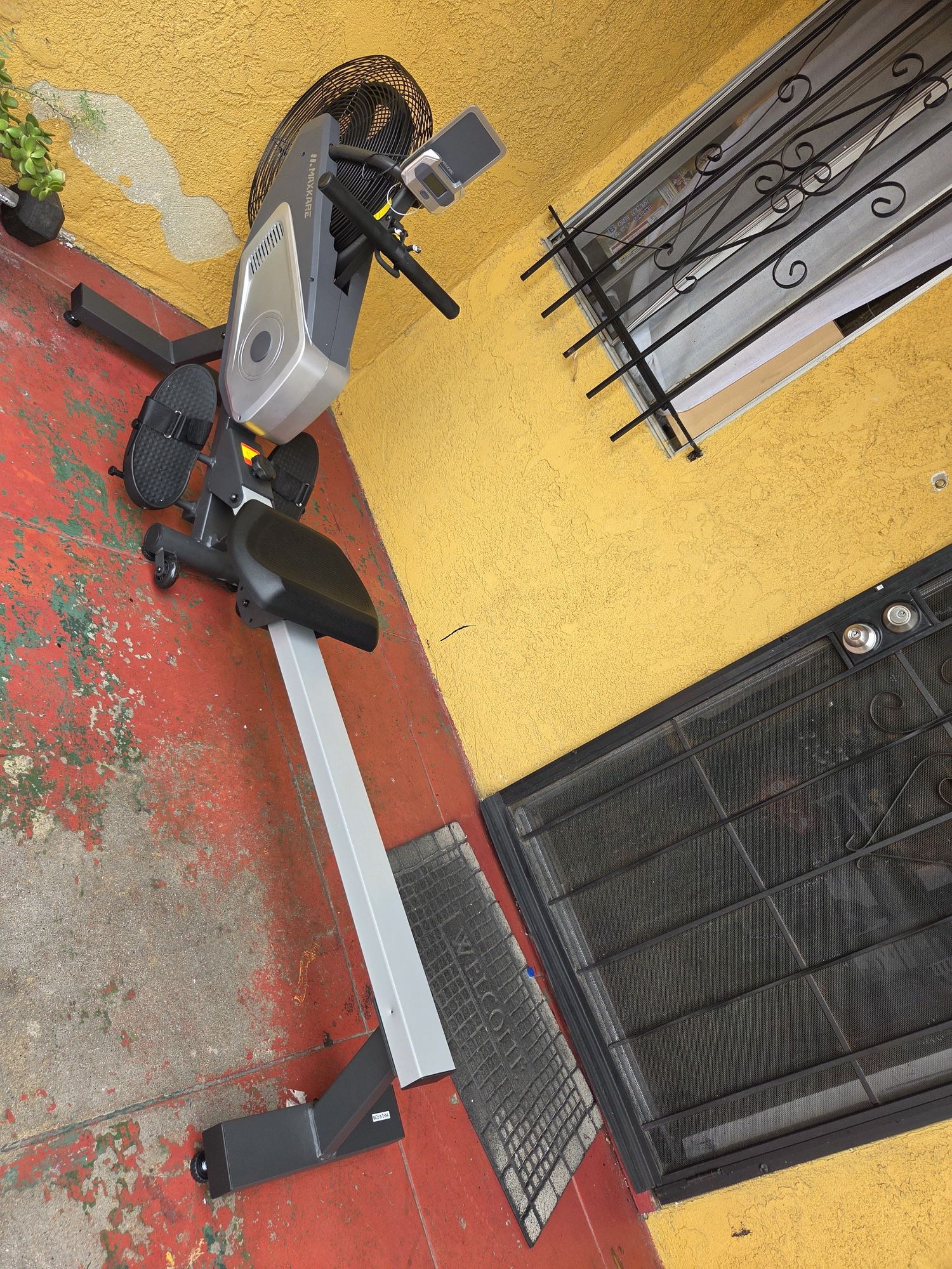 Maxkare Air Rower With LCD Monitor&challenging
