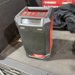 Milwaukee Bluetooth Speaker 