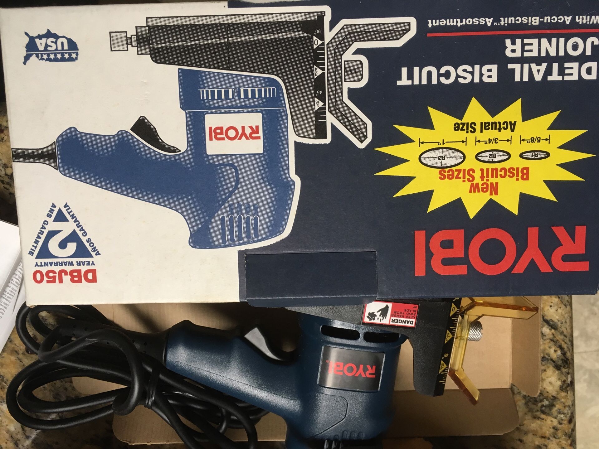 New! Ryobi DBJ50 Detail Biscuit Joiner with biscuits