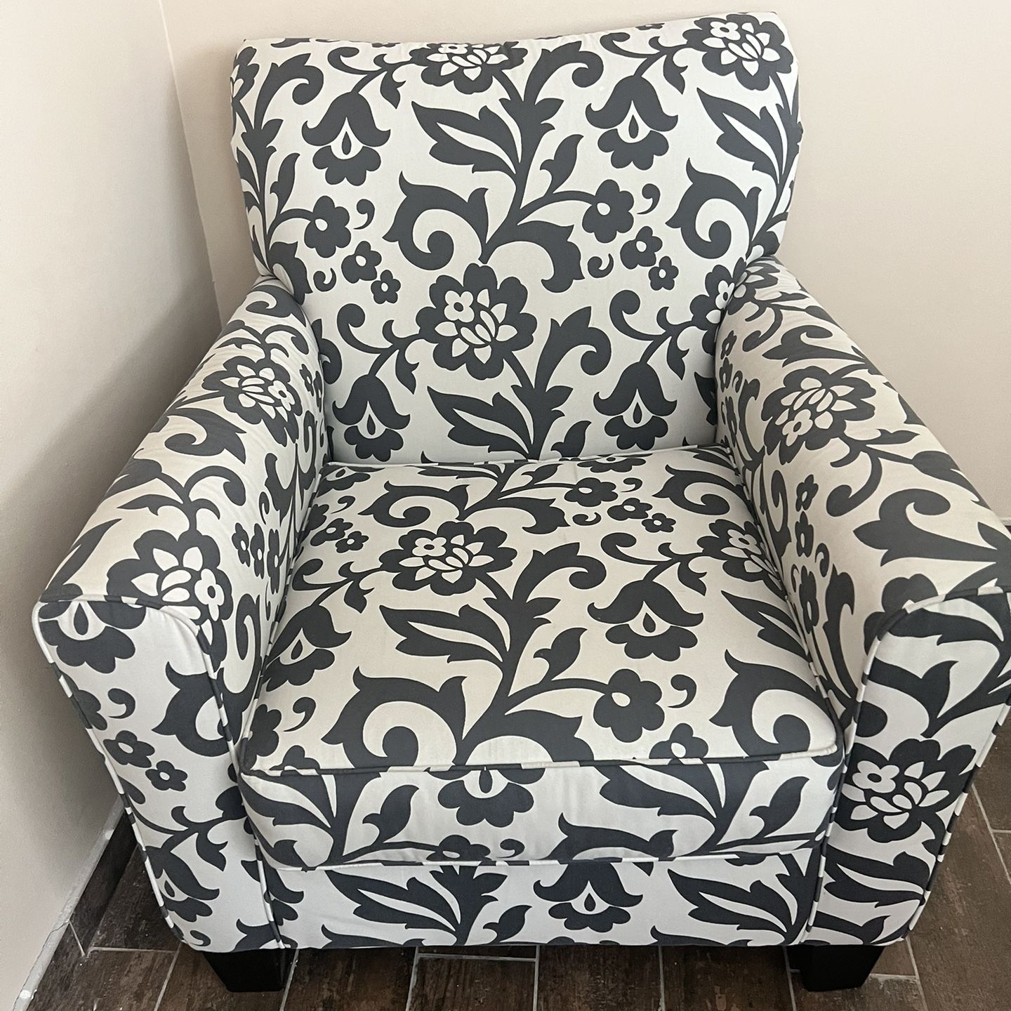 Ashley Levon Accent Chair for Sale in Los Angeles CA OfferUp