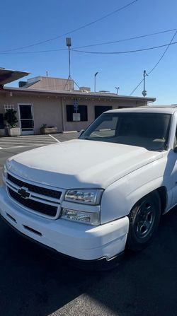 03-07c silverado Hd hood