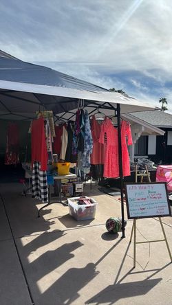 Free clothes everything must go, Pay what you can!