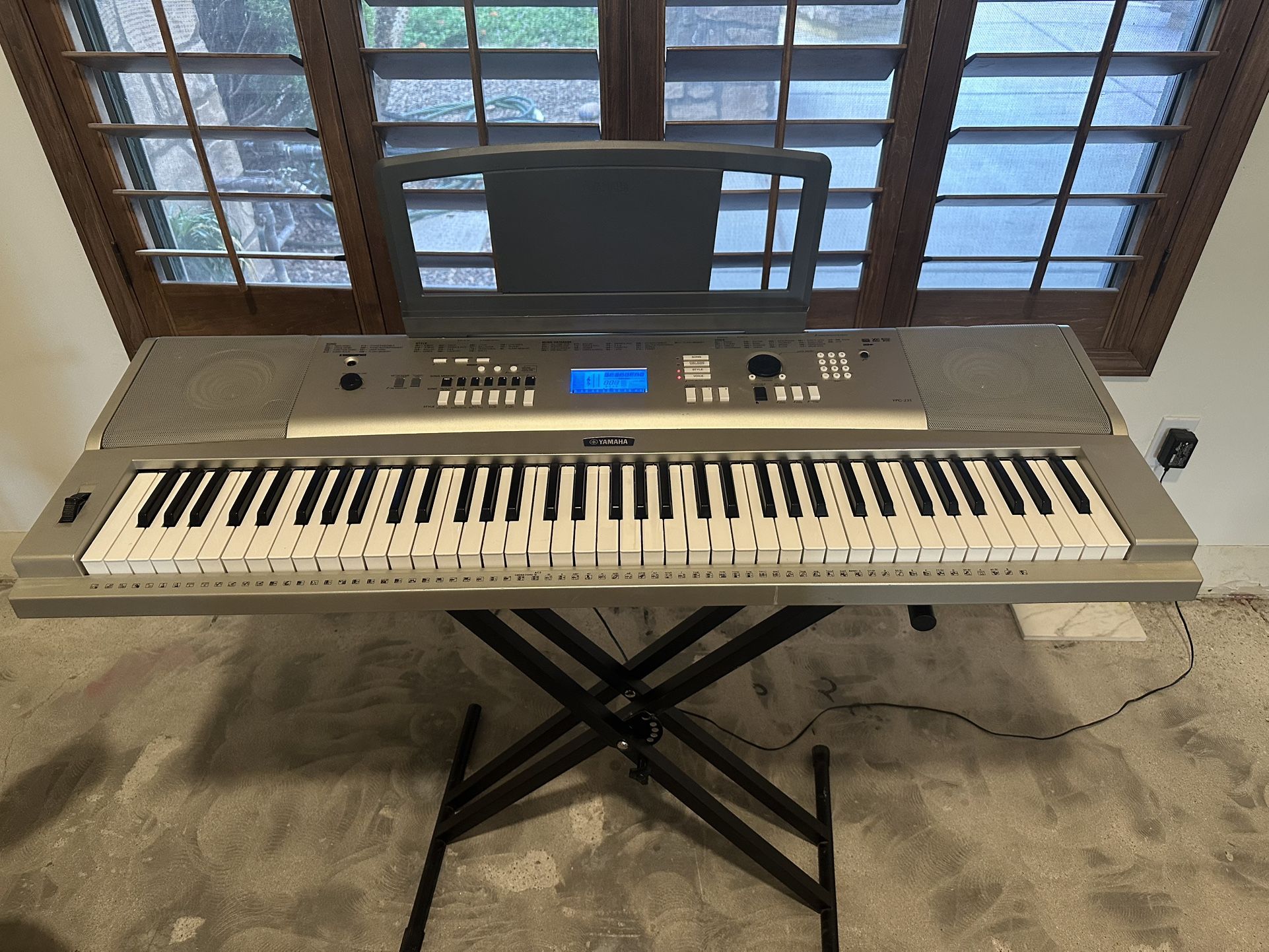 Yamaha YPG-235