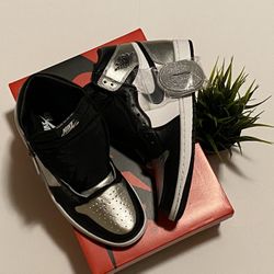 Jordan 1 Silver Toe 
