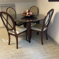 Wood Table w/4chairs