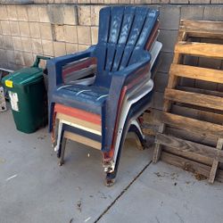 6 Outdoor Chairs