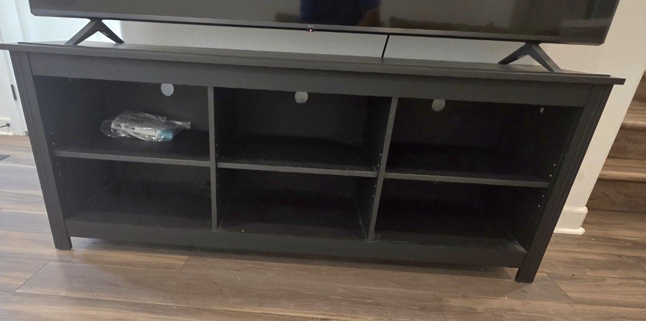 TV Stand w/Shelves For Large TVs
