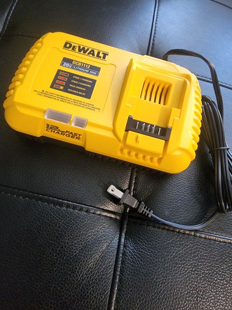 Dewalt 12amp Fast Charger