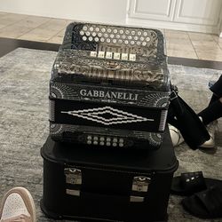 Acordeon Gabanelli two tone FA y MI 