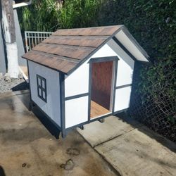 New Doghouse 