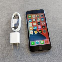 iPhone 6s - UNLOCKED - Like New  