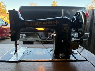 Antique Free Westinghouse Electric Sewing Machine Style #281650 With Built in Table