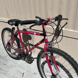 nice bike evryting work good tires size 26