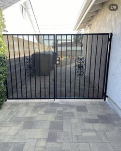 Pool Gate