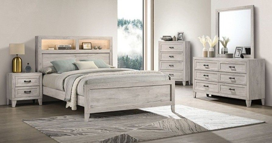 Brand New White Washed 4pc Queen Bedroom Set (Available In Eastern King)