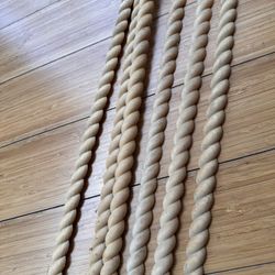  FREE: Half-round wood rope moulding, NEW