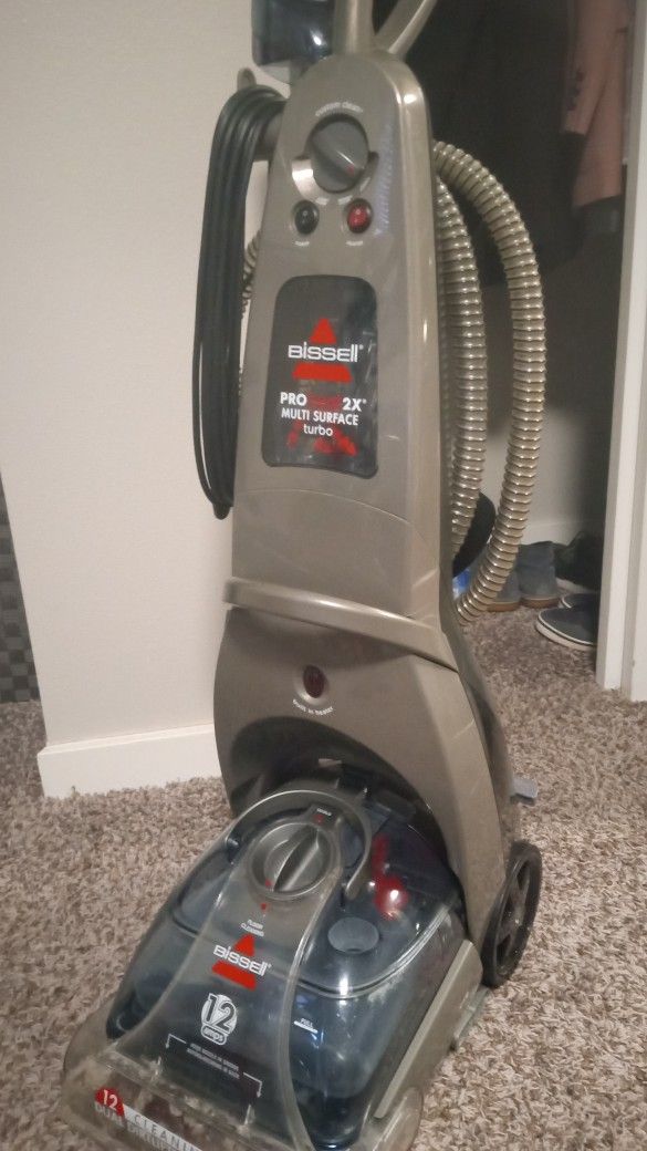 Bissell Carpet Cleaner $5