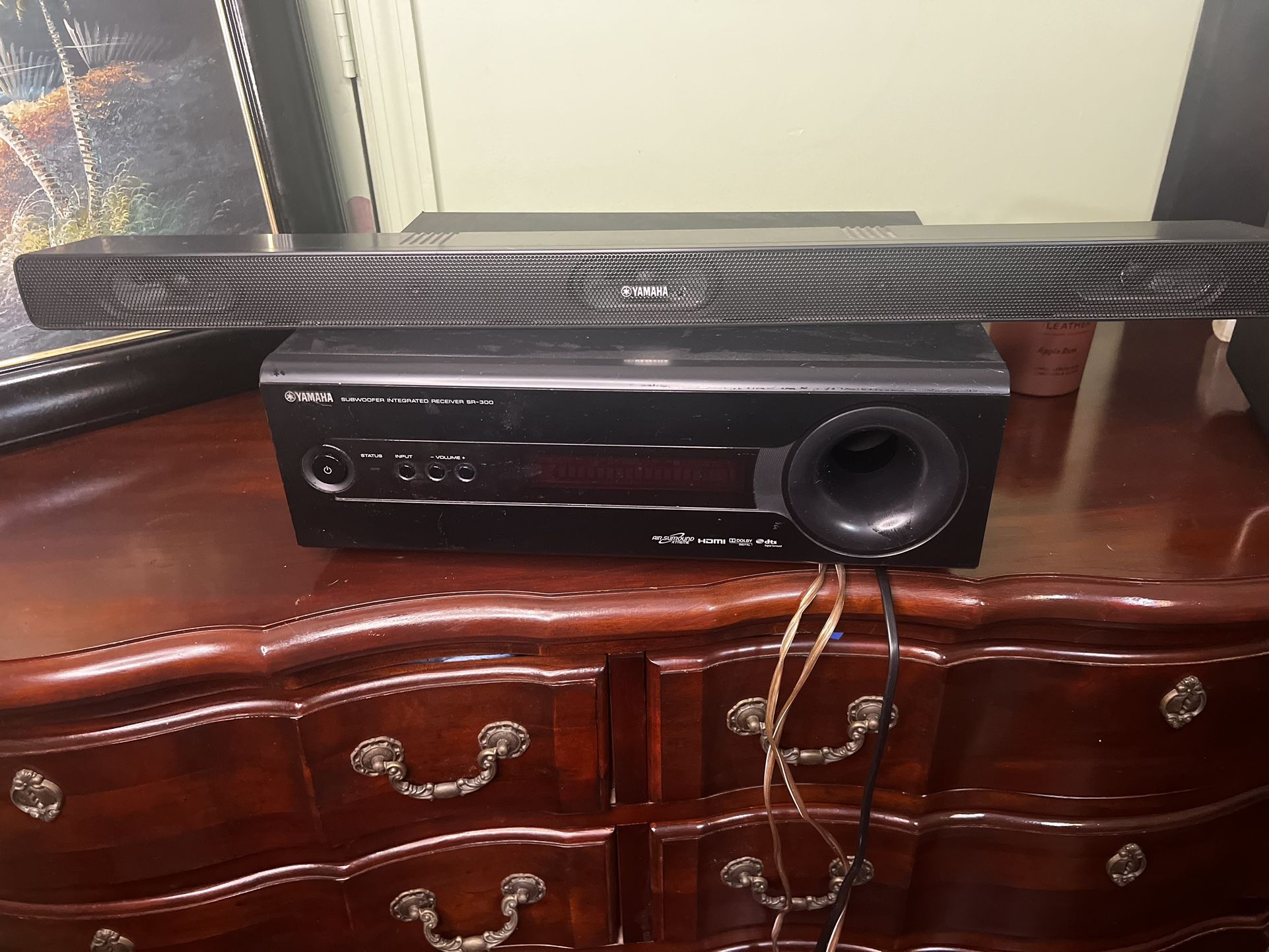 Yamaha Sound Bar & Receiver Subwoofer