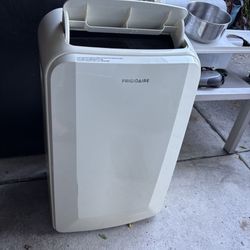 Portable AC With Window Vent And Remote 