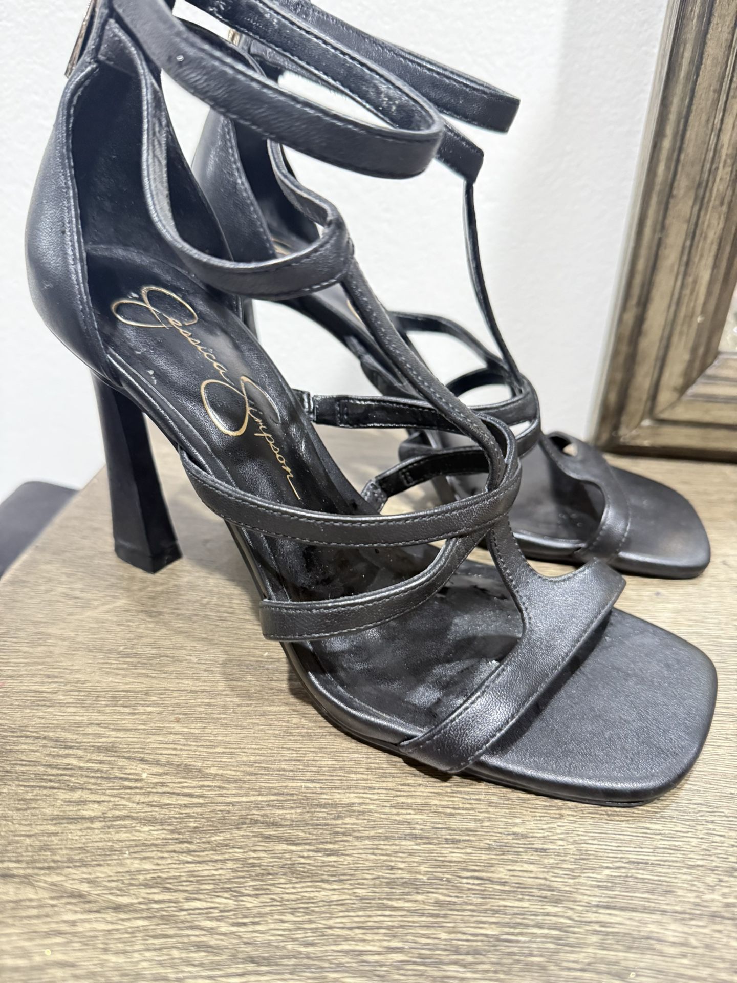 Jessica Simpson Women's Aaralyn High Heel Sandal Heeled, Black, 7 never worn