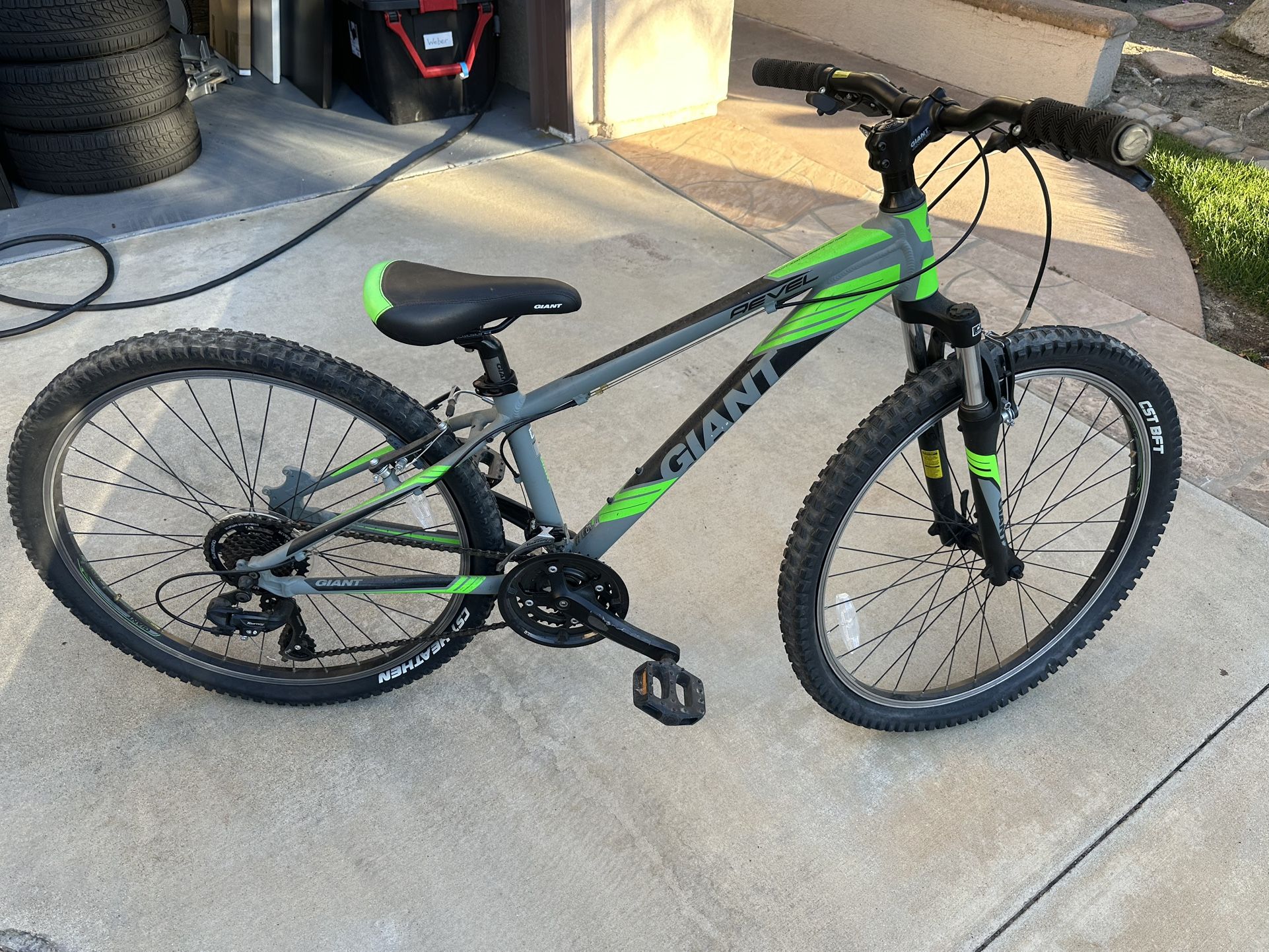 26” Giant Revel Mountain Bike