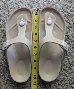 Lightweight Beige Thong Sandals, Women's EU 39/US 8.5