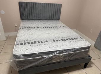 Mattress Queen pillowtop + box spring Combo (Brand-New)