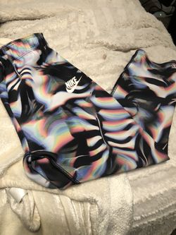 Nike patterned leggings