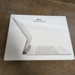 Apple Magic Keyboard For iPad Excellent Condition