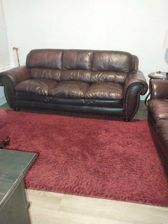 FREE - SOFA SET