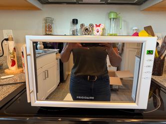 Frigidaire Wine Cooler