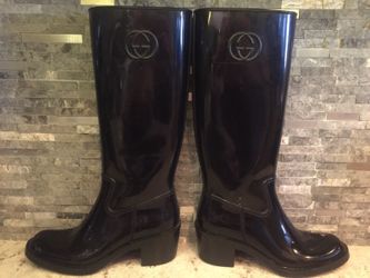 Women's GUCCI Devendra rain boots 7.5 US hardly used have original receipt too