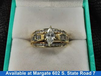 Women's Ring - Yellow Gold 10k (.417) 3.8 grams Size 7